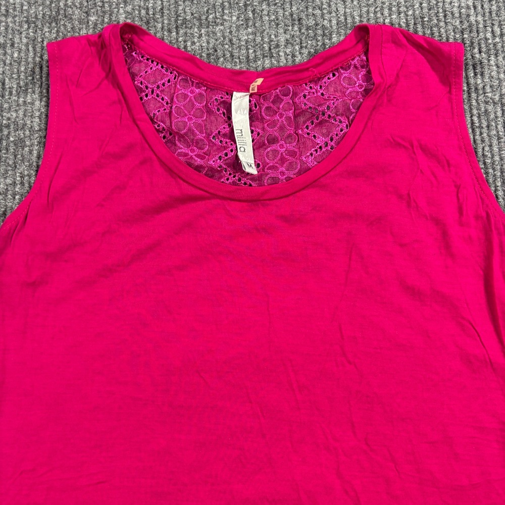 Milla Tank Top Women Size M Magenta Silk Lace‎ Back Sleeveless High Low Hem